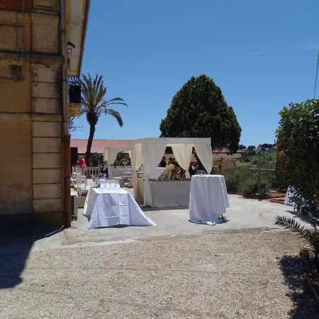 Casolare Del Toscano Country Bed & Breakfast